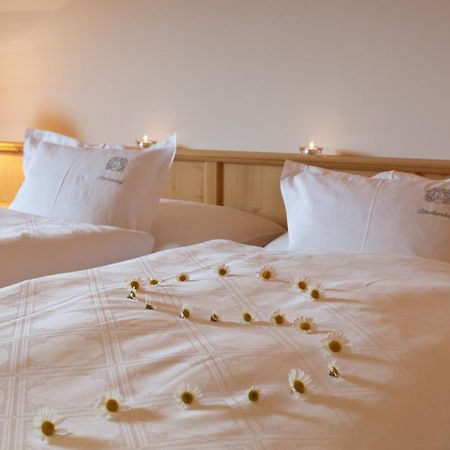 Hotel Laerchenhof Natur Seefeld in Tirol Værelse billede