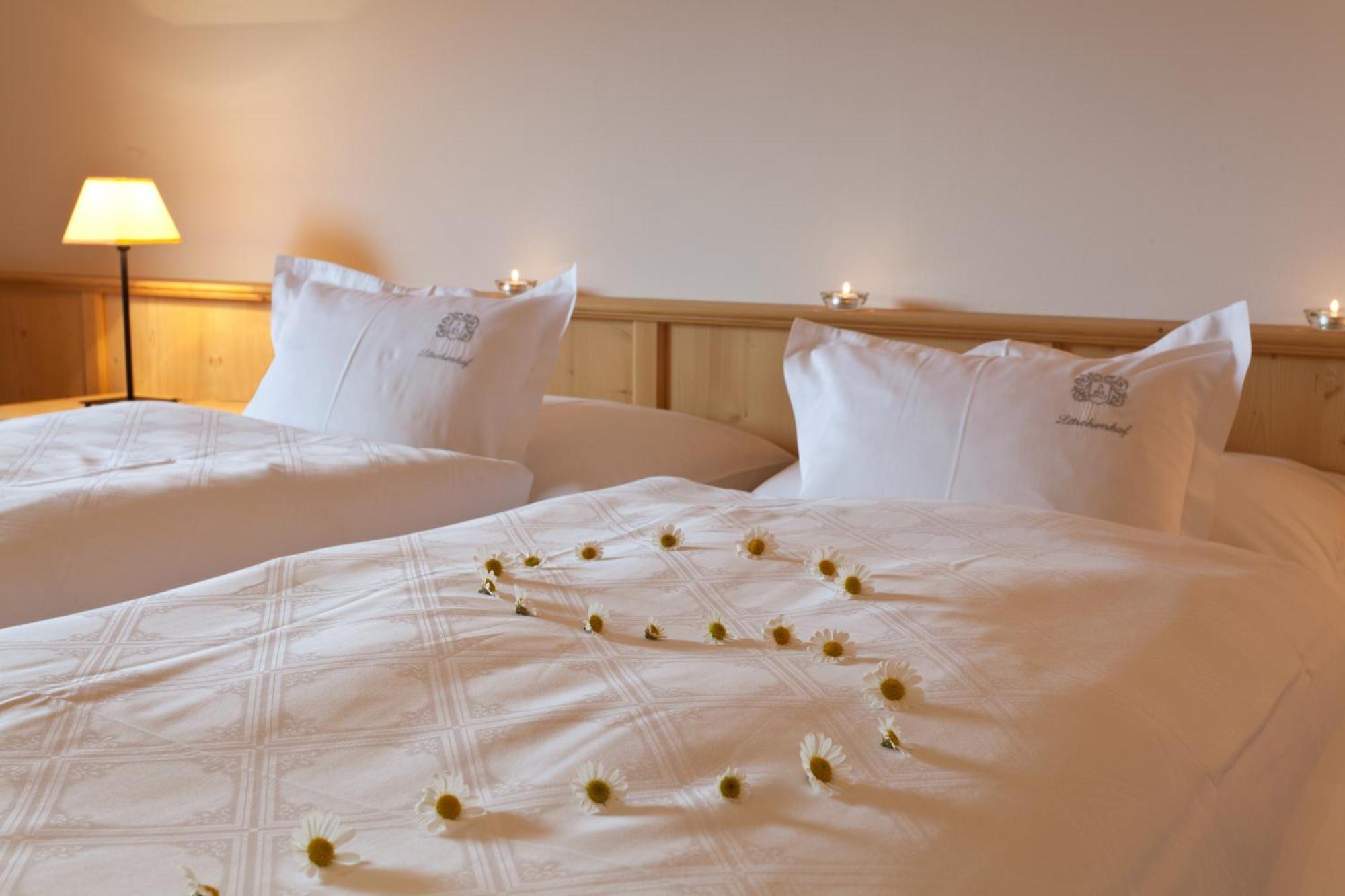 Hotel Laerchenhof Natur Seefeld in Tirol Værelse billede